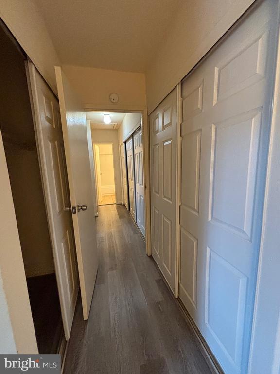 Building Photo - 4657 Logsdon Dr