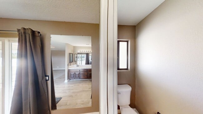Building Photo - Charming 3 bed 2 bath Home in Yucaipa, Ca.