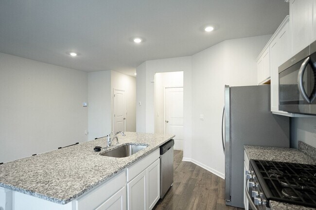 Building Photo - 950 Quaint Parish Cir