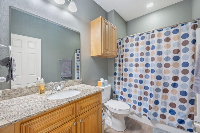 Building Photo - 406 Arbor Lake Dr