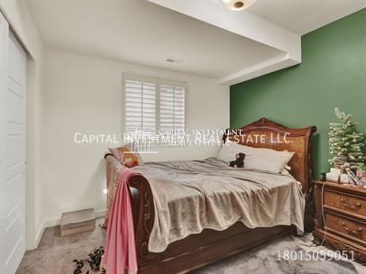 Building Photo - 10244 Sacramento Way