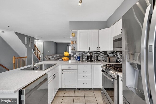 Building Photo - 3818 Early Glow Ln