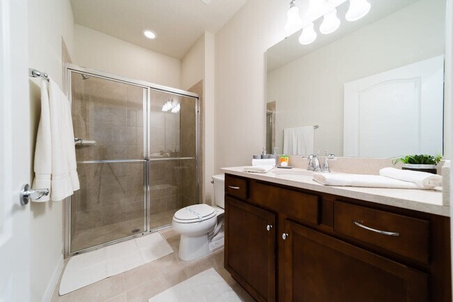 Building Photo - 2422 Dubai St