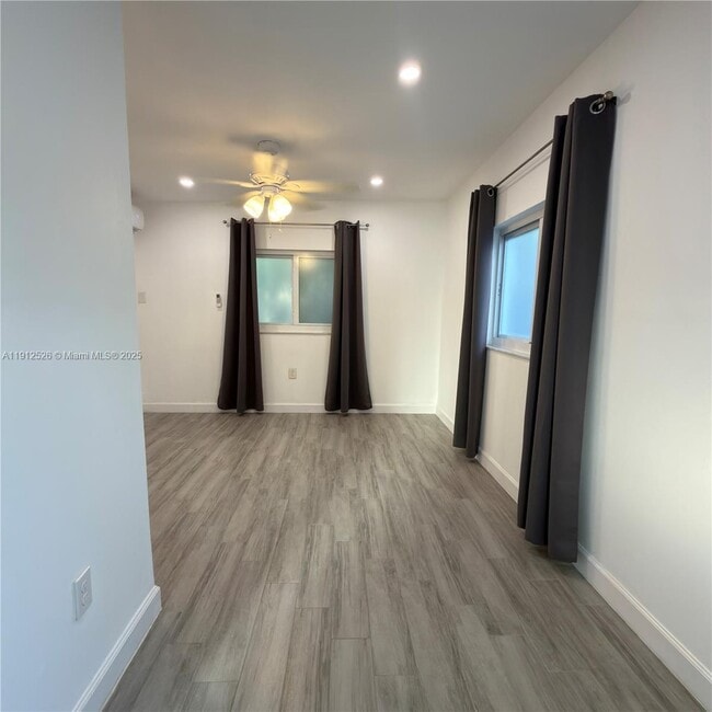 Building Photo - 1850 SW 73rd Court Rd