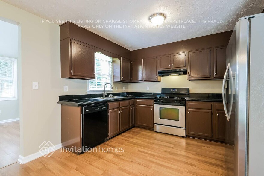 Building Photo - 2711 Spring Ridge Cir