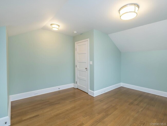 Building Photo - 29 Birch St