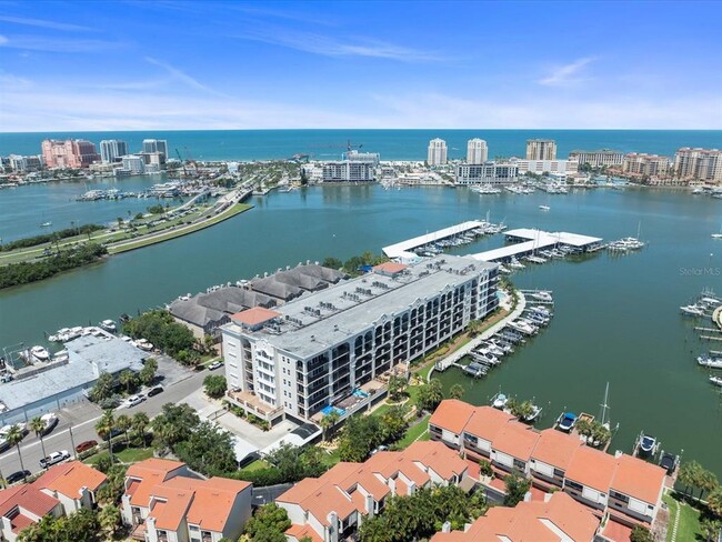 Building Photo - 202 Windward Passage