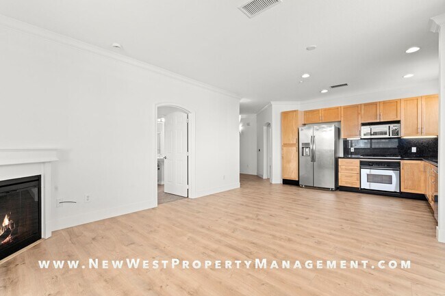 Building Photo - Light and Bright East Village 2 Bedroom at...