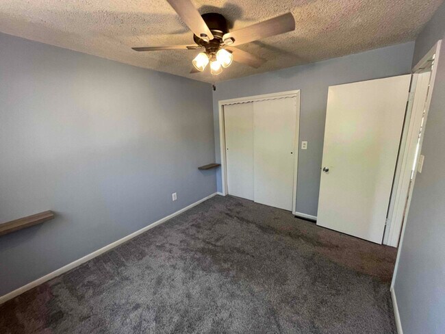 Building Photo - 501 Trotter Ave