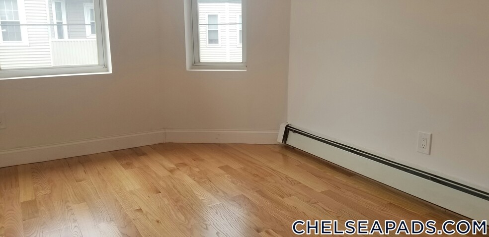 Building Photo - 67 Shawmut St