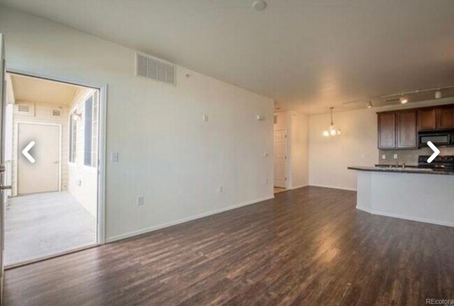 Building Photo - 2672 S Cathay Way