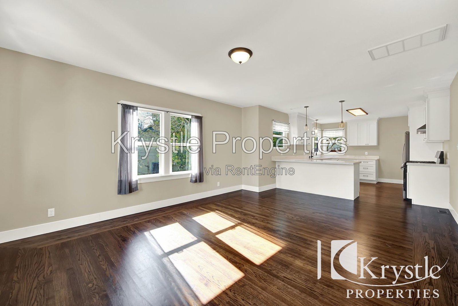 Building Photo - 105 Hill Dr