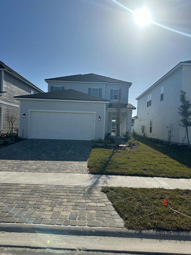 Building Photo - 572 Silver Landing Dr