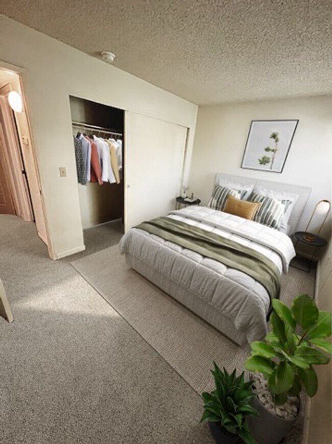 Building Photo - *TEXT US AT 334-513-7595 TO SCHEDULE A SHO...