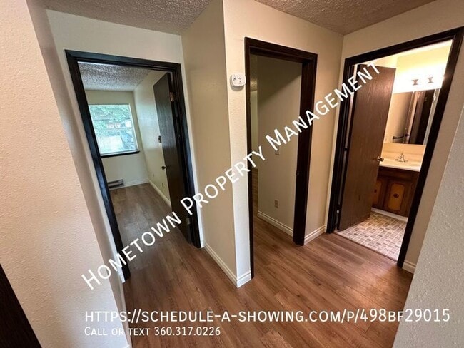Building Photo - Beautiful 2 Bedroom, 1 Bath Apartment on P...
