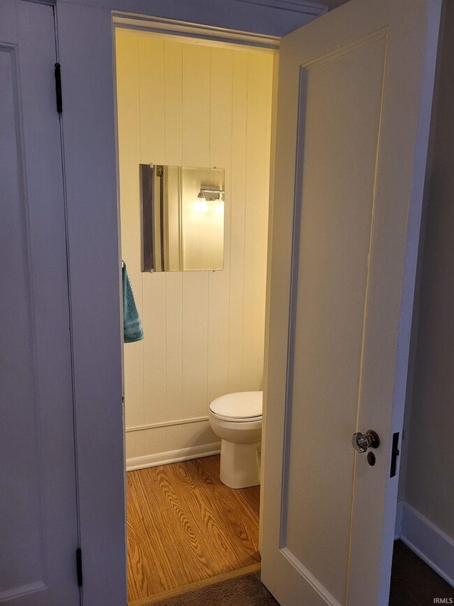 Building Photo - 1223 W Wayne St