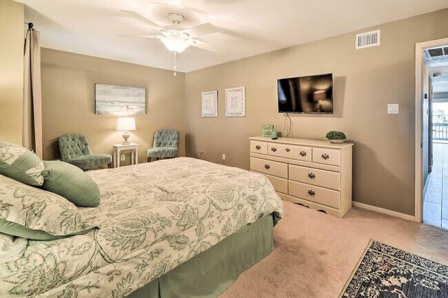 Building Photo - 15425 Fortuna Bay Dr