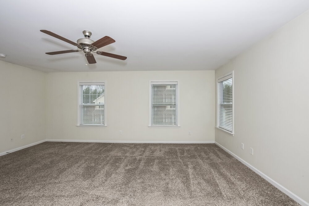 Building Photo - 14416 Lake Crossing Dr
