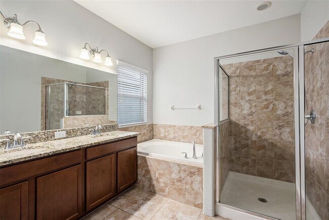 Building Photo - 12117 Streambed Dr