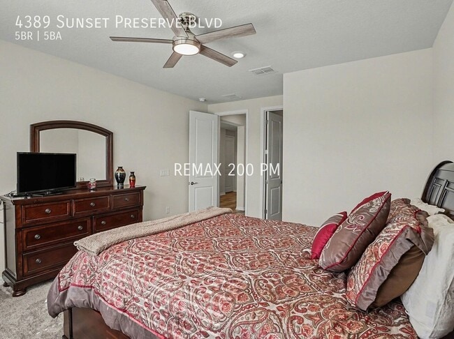 Building Photo - 4389 Sunset Preserve Blvd