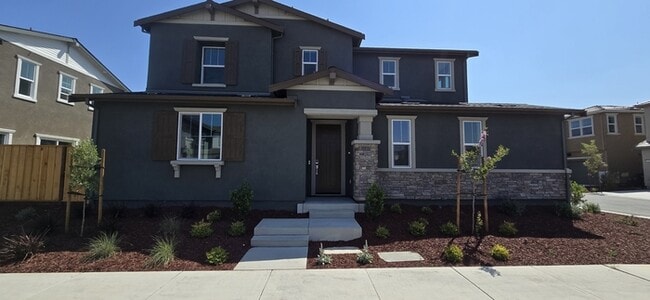 Building Photo - Brand New 2025 Solar-Powered 4 Bed, 3 Bath...