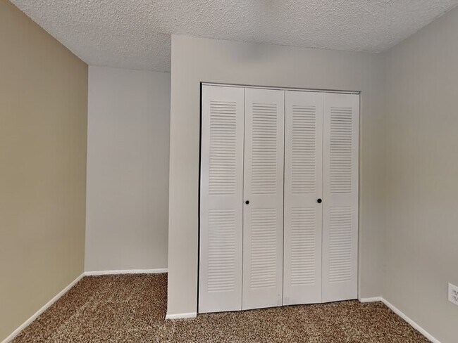 Building Photo - 1054 Lotus Cove Ct
