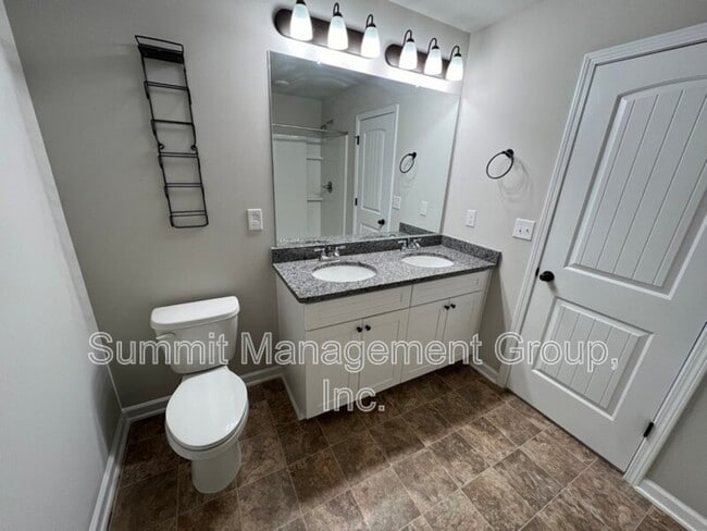 Building Photo - 130 Skipjack Ct