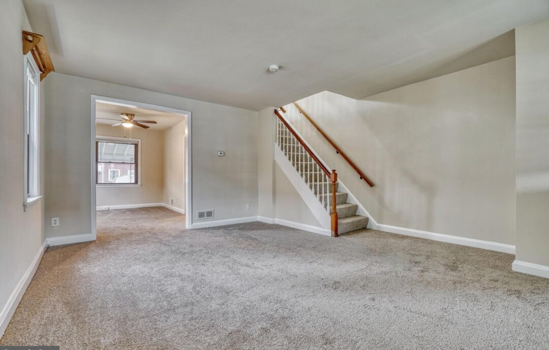 Building Photo - 1035 Arncliffe Rd