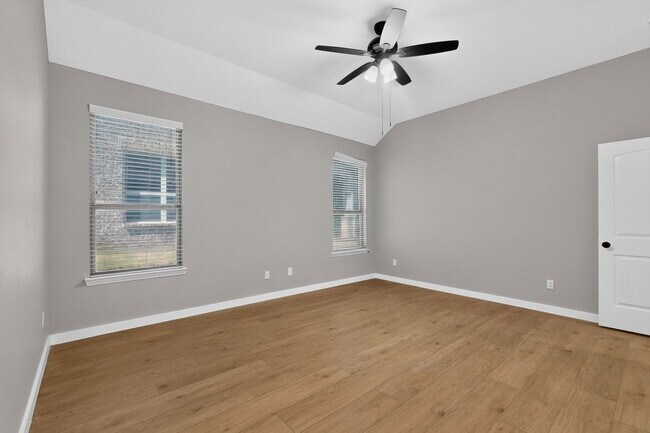 Building Photo - 3312 Glen Crest Ln