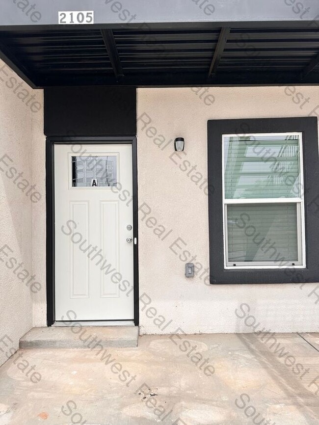 Building Photo - New Construction! 2 bed 2 bath!