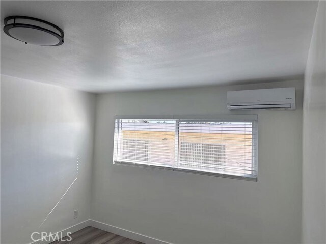 Building Photo - 515 N 1st St