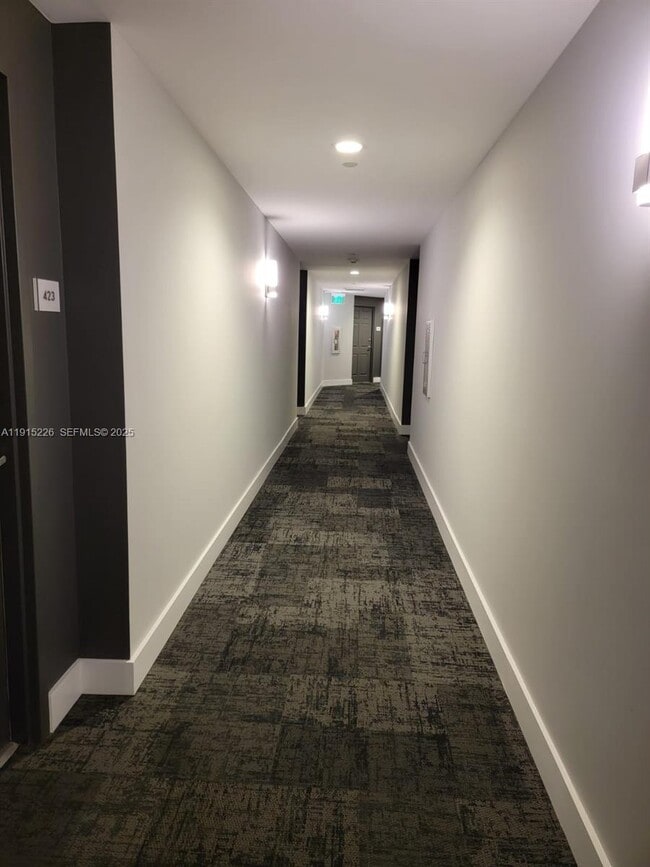 Building Photo - 140 S Dixie Hwy