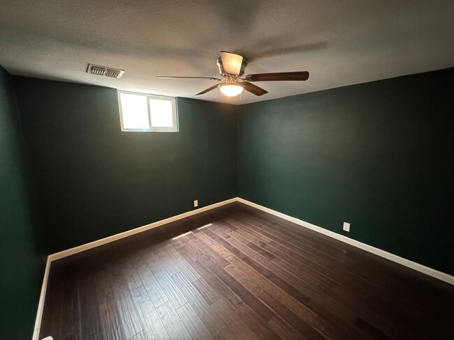 Building Photo - 1040 S Grand