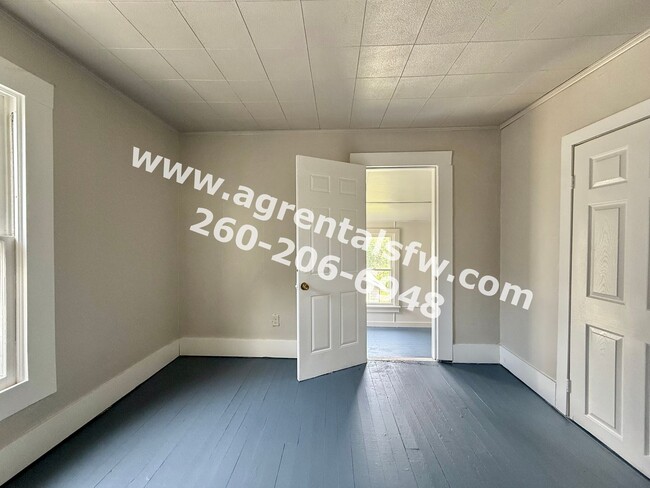 Building Photo - 4 Bedroom Home - Section 8 OK!