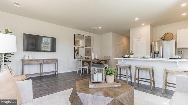 Building Photo - 201 Mazzeo Dr