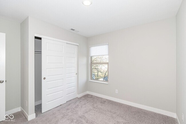 Building Photo - 8238 Bostic Dr