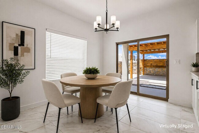 Building Photo - 13909 Paseo Perlas Dr