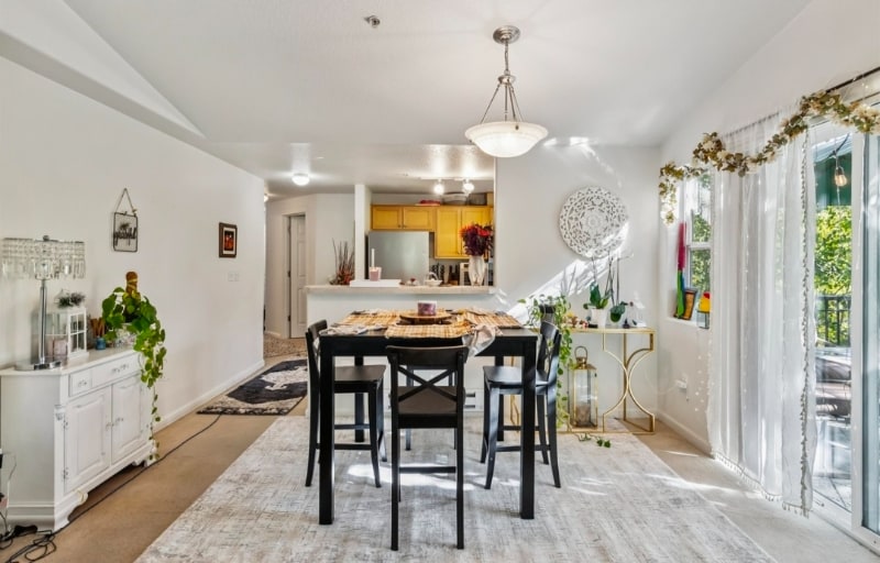 Building Photo - 730 NW 185th Ave