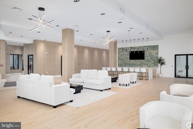 Building Photo - 1222 N 2nd St