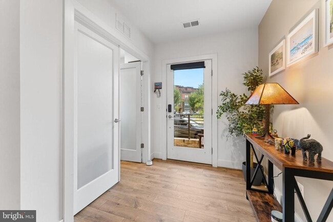 Primary Photo - 3533 Bellflower Ln