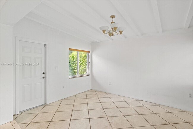 Building Photo - 8475 SW 43rd St