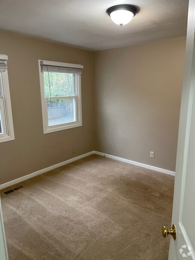 Building Photo - 21744 Almaden Rd