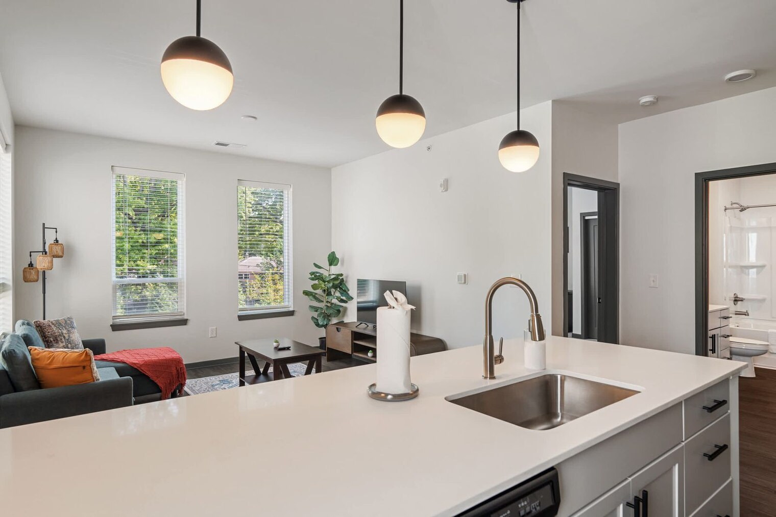 Building Photo - 6160 N Rural St