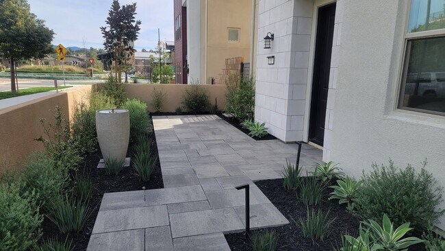 Building Photo - 590 Catalonia