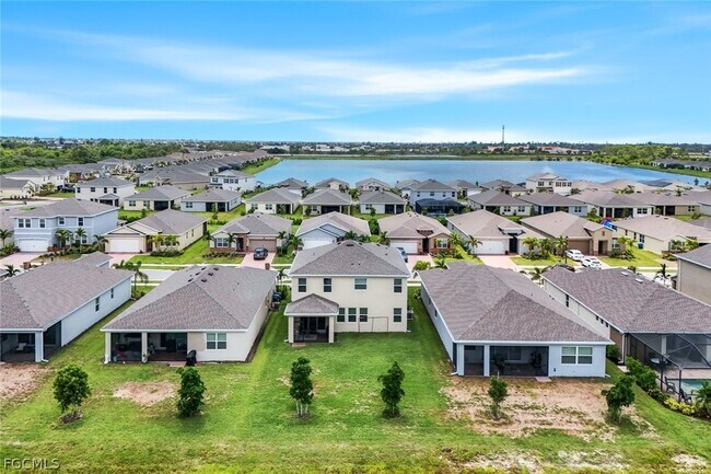 Building Photo - 421 Coral Reef Pl