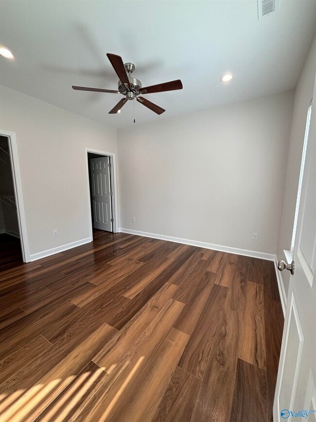 Building Photo - 16576 Jamilynn Dr