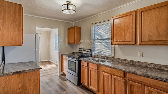 Building Photo - 809 S 29th St