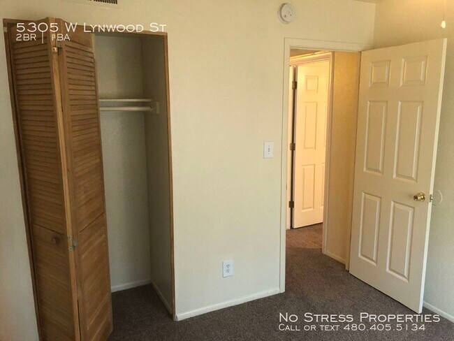 Building Photo - 2 Bedroom Town Home at 53rd Ave and McDowell!