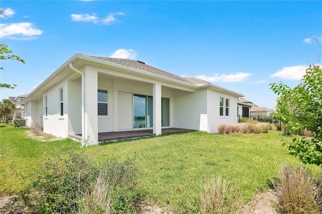 Building Photo - 13589 McMillan Dr