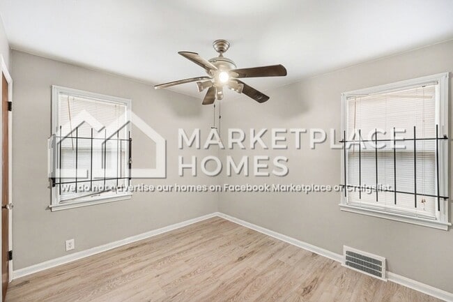 Building Photo - 9917 Sussex St